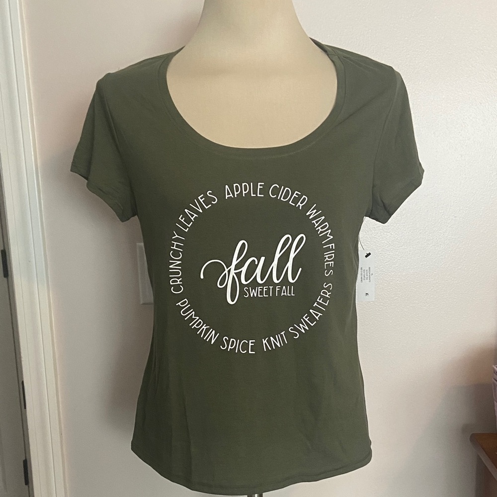 Autumn Olive Graphic Tee - Cozy Fall Vibes